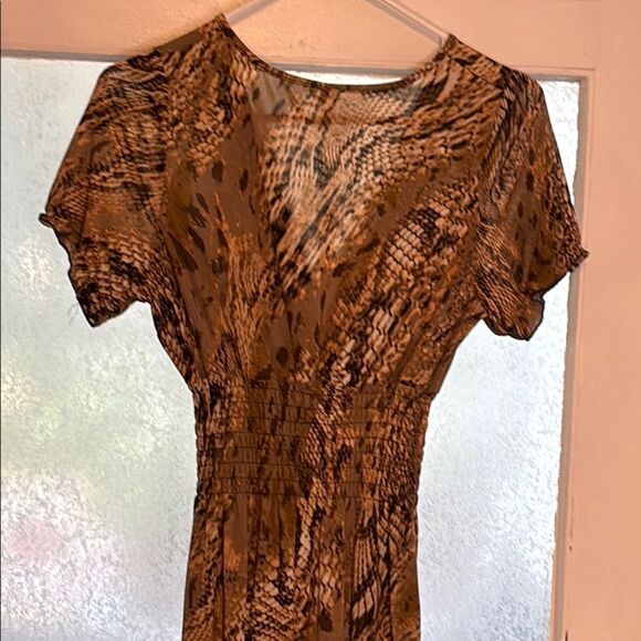 West Loop Women’s Brown Snake Print V-Neck Short Sleeve Maxi Dress Size Large - Picture 7 of 7